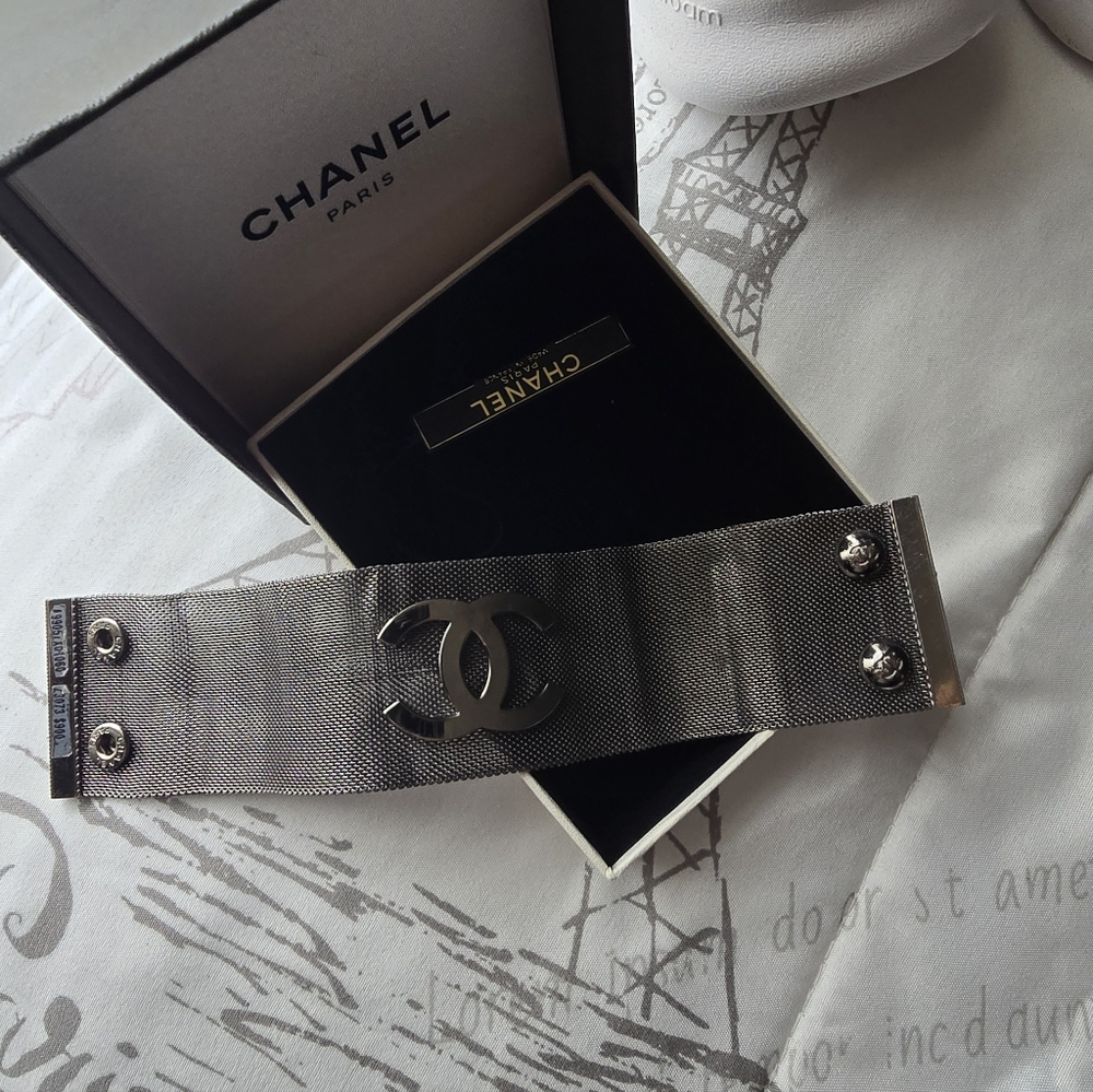 Chanel Mesh Bracelet - Picture 3 of 7